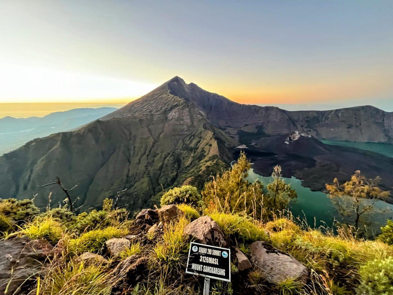 senaru crater rim